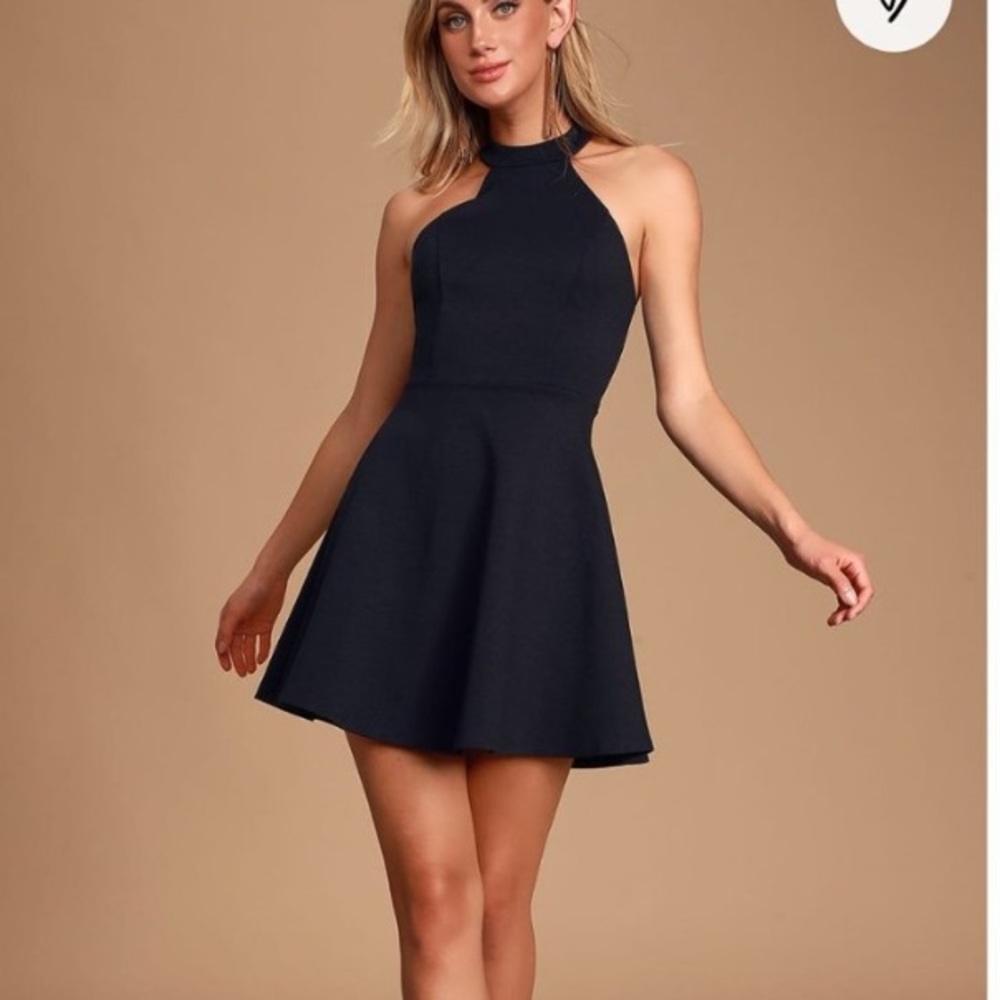 Lulus black lace skater dress size small